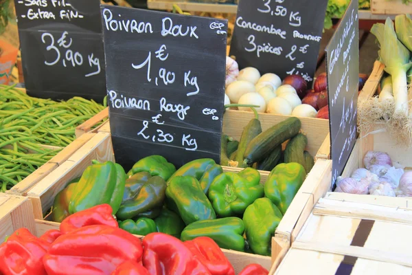 Verduras en un mercado — Foto de Stock