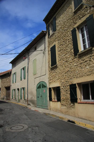 Dorfstraße in der Provence — Stockfoto