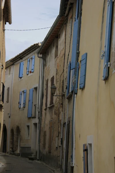 Rua da aldeia na Provença — Fotografia de Stock