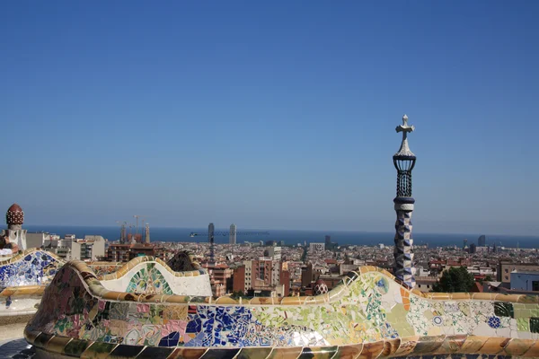 Park Guell, Barselona'da Deniz Yılanı bankı — Stok fotoğraf