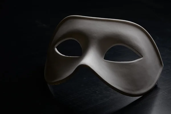 Máscara blanca — Foto de Stock