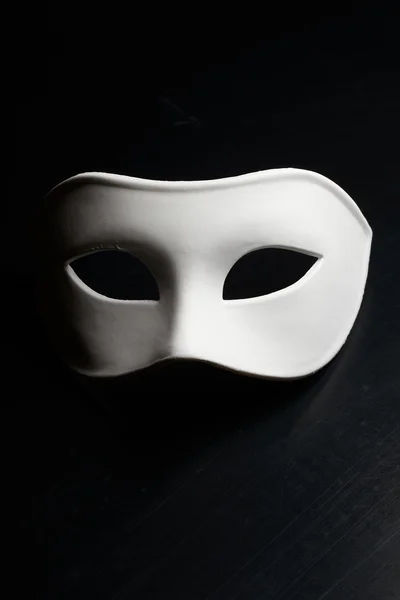 Bílá maska — Stock fotografie