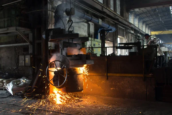 En una fábrica de acero — Foto de Stock