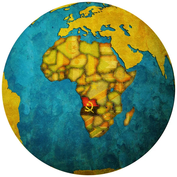 安哥拉国旗在世界地图上 — 图库照片