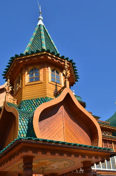 Roof of tower in wooden palace of tzar in Kolomenskoe, Moscow — Stock Photo, Image