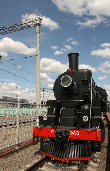 오래 된 소련 증기 기차 — 스톡 사진
