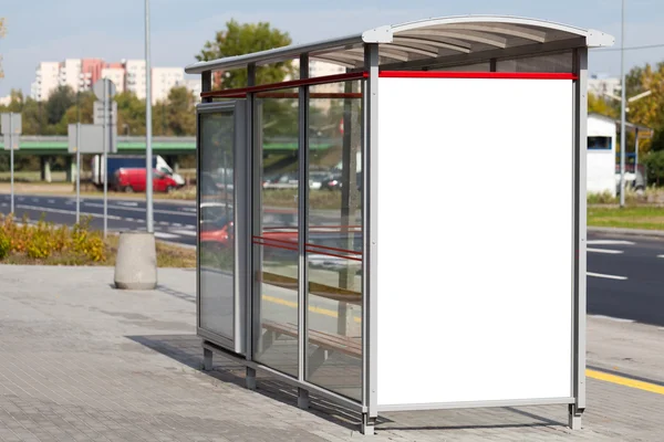Cartelera en blanco en parada de autobús — Foto de Stock