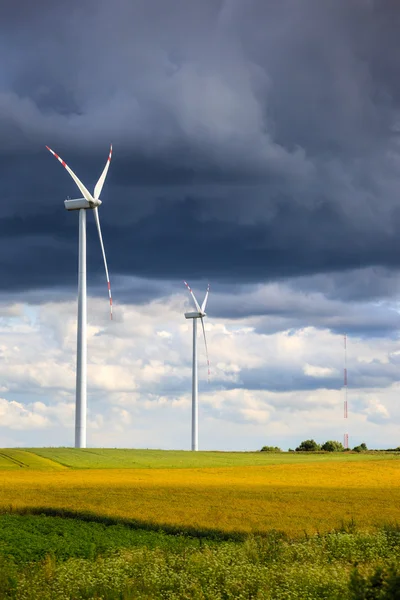 Rüzgar jeneratörleri — Stok fotoğraf