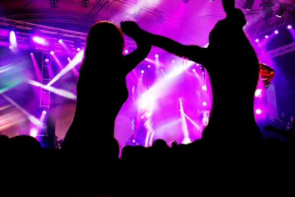 Op muziek concert, disco partij. — Stockfoto