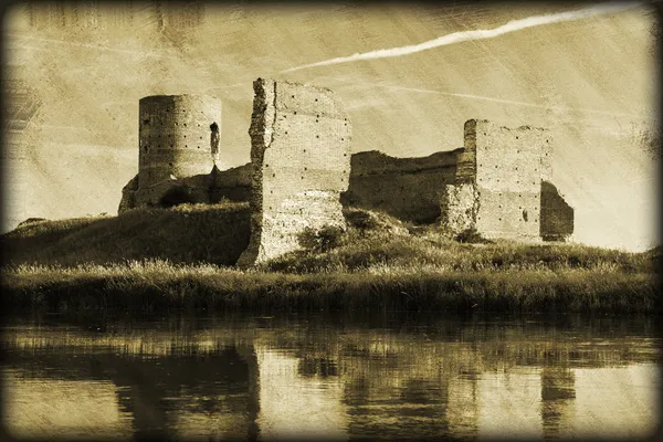 Grunge foto de antigas ruínas do castelo — Fotografia de Stock