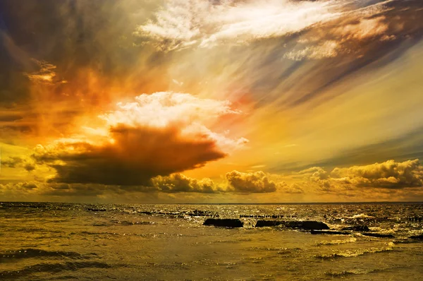 Puesta de sol en el mar báltico . —  Fotos de Stock