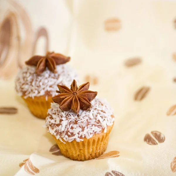 Delicious cupcakes with anise — Stock Photo, Image