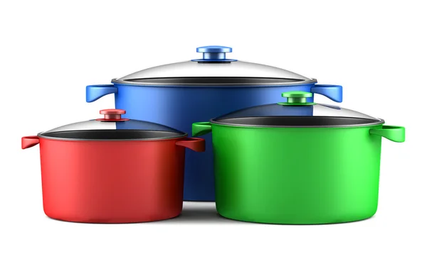 Tři barevné kuchyňské pánve izolovaných na bílém pozadí — Stock fotografie