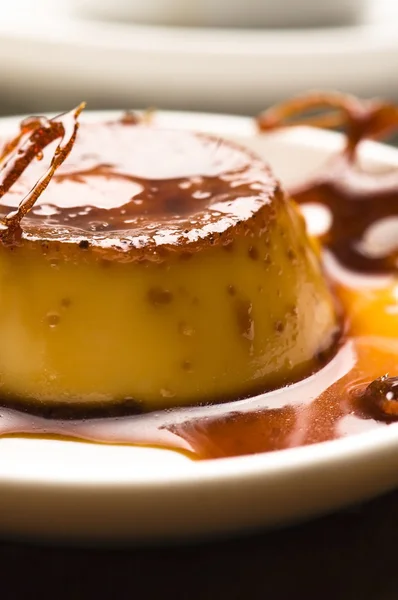 Köstliche Creme Caramel Dessert — Stockfoto