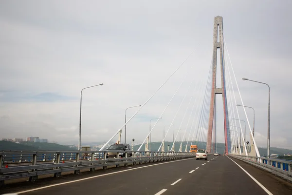 Puente colgante en Vladivostok — Foto de Stock