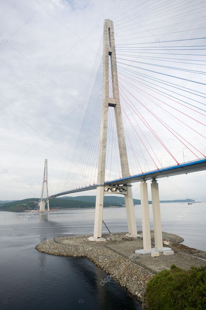 New suspension bridge on the Russian island in Vladivostok