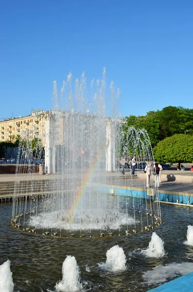 Regnbue i springvandet - Kharkiv Ukraine - Stock-foto