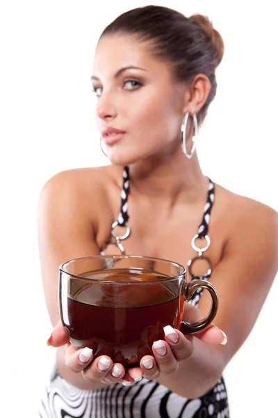 Kobieta z filiżanką herbaty — Zdjęcie stockowe