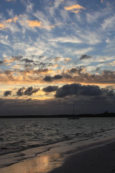 海の夕日の美しい熱帯 — ストック写真