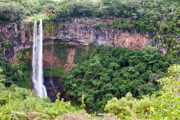毛里求斯的Chamarel瀑布 — 图库照片