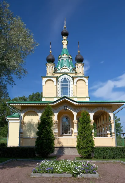 Kirche um der Mutter Gottes willen Ikone "alle trauernde Freude". Russland. petersburg. — Stockfoto