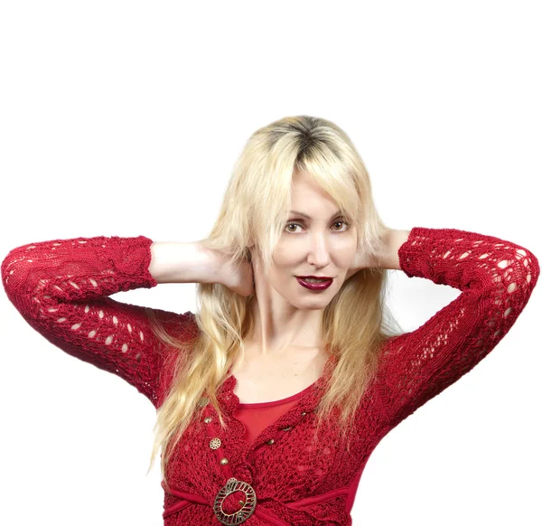Parlak kırmızı bluz genç güzel kadın — Stok fotoğraf