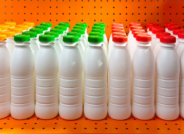 Números de garrafas de baixo de iogurte — Fotografia de Stock