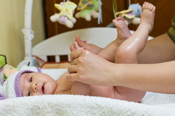 Baby massage — Stock Photo, Image
