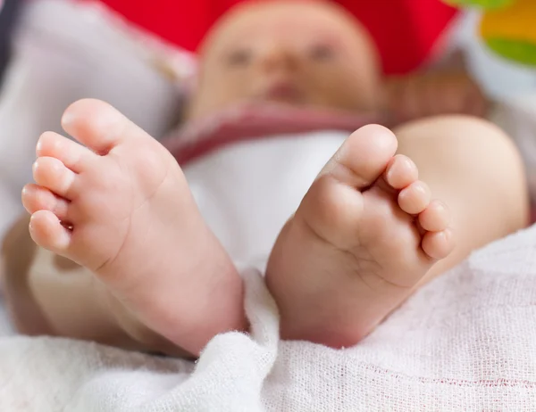 Neugeborener Babyfuß — Stockfoto