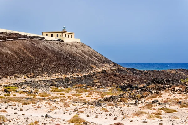 Vuurtoren in eiland lobos, fuerteventura, Canarische eilanden, sp — Stockfoto