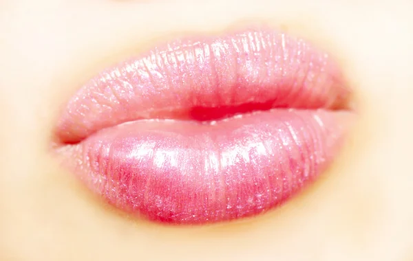 Hermosos labios —  Fotos de Stock