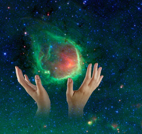 Galaxia en manos.Elementos de esta imagen proporcionados por la NASA —  Fotos de Stock