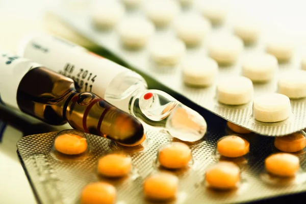 Macro píldoras inyectadas —  Fotos de Stock