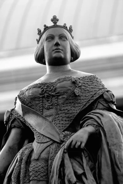 Estátua de Isabel II — Fotografia de Stock