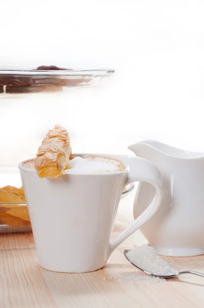 Desayuno fresco café y pastelería — Foto de Stock