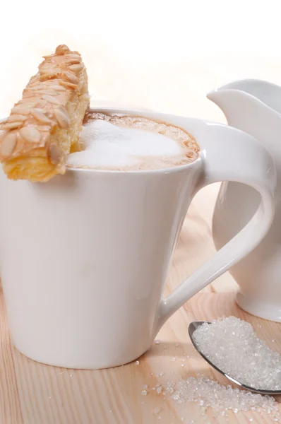 Taze kahvaltı kahve ve pasta — Stok fotoğraf