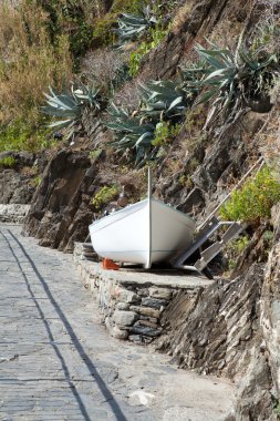 cinque terre İtalya balıkçı teknesi