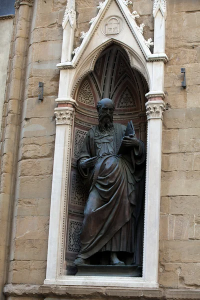 Firenze - Orsanmichelen kirkko — kuvapankkivalokuva