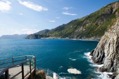 Cinque terre-sahil manarola ve corniglia arasında