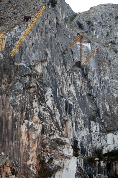 Mramorové lomy - Apuanských Alp, carrara — Stock fotografie