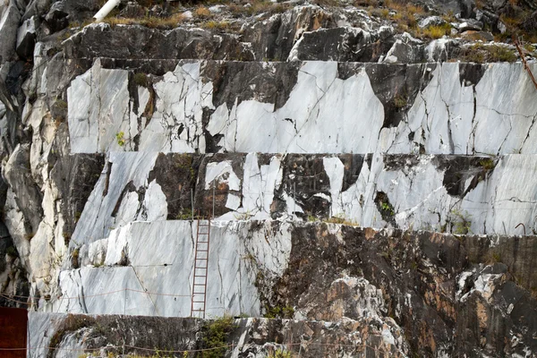 A márvány kőfejtő - a apuan-Alpokra, a carrarai — Stock Fotó