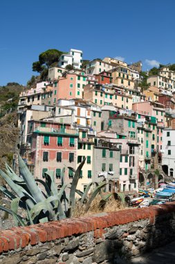 Riomaggiore - İtalya 'nın Cinque Terre kentlerinden biri