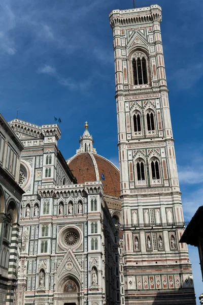 佛罗伦萨-大教堂及钟楼 — 图库照片