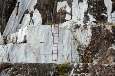 Mermer ocakları - apuan alps, carrara