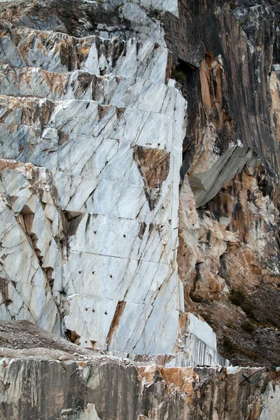 Marmor stenbrott - Apuanska Alperna, carrara — Stockfoto