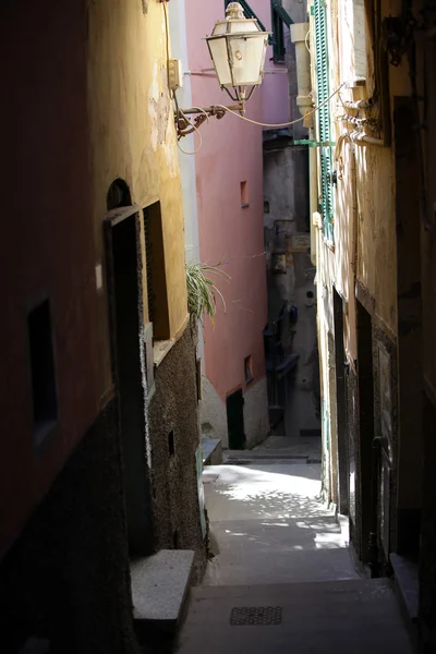 Riomaggiore -意大利Cinque Terre的一个城市 — 图库照片