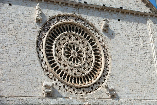 Базилика Святого Франциска, Ассизи, Италия — стоковое фото