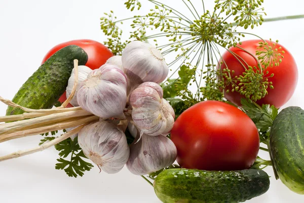 Verse groenten op de witte achtergrond — Stockfoto