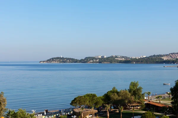 Wybrzeże Morza Egejskiego - recreaiton obszaru i plaży — Zdjęcie stockowe
