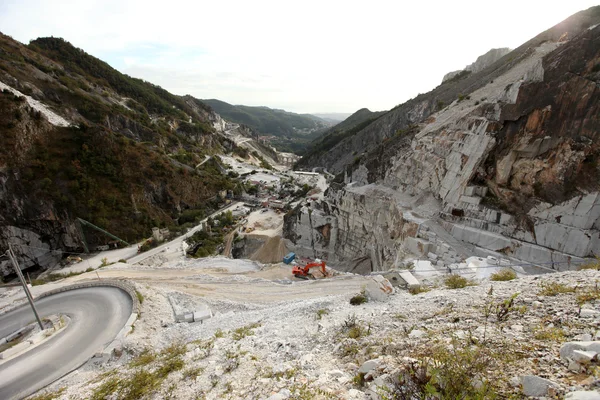 Las canteras de mármol - Alpes Apuanos, Carrara —  Fotos de Stock